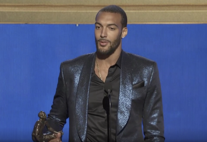 62F7ECC5-23F9-40D7-AD32-6ADD46631B64