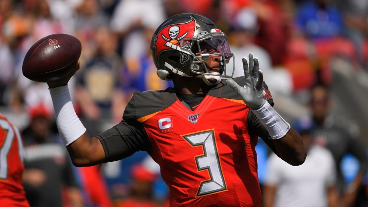 Buccaneers Rams Football