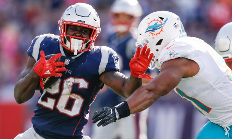 NFL: Miami Dolphins at New England Patriots