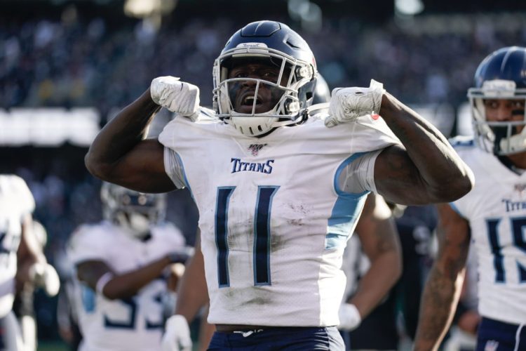 NFL: Tennessee Titans at Oakland Raiders