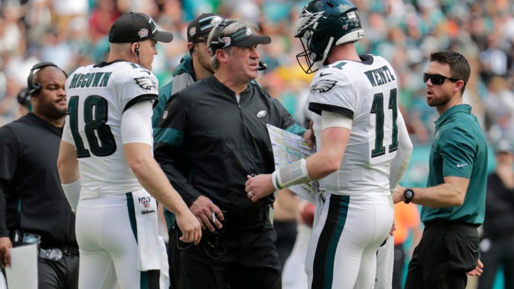 AP EAGLES DOLPHINS FOOTBALL S FBN USA FL